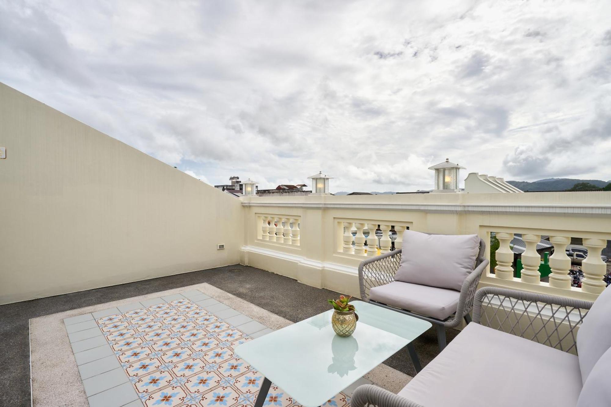 Hawa House Phuket Hotel ภายนอก รูปภาพ