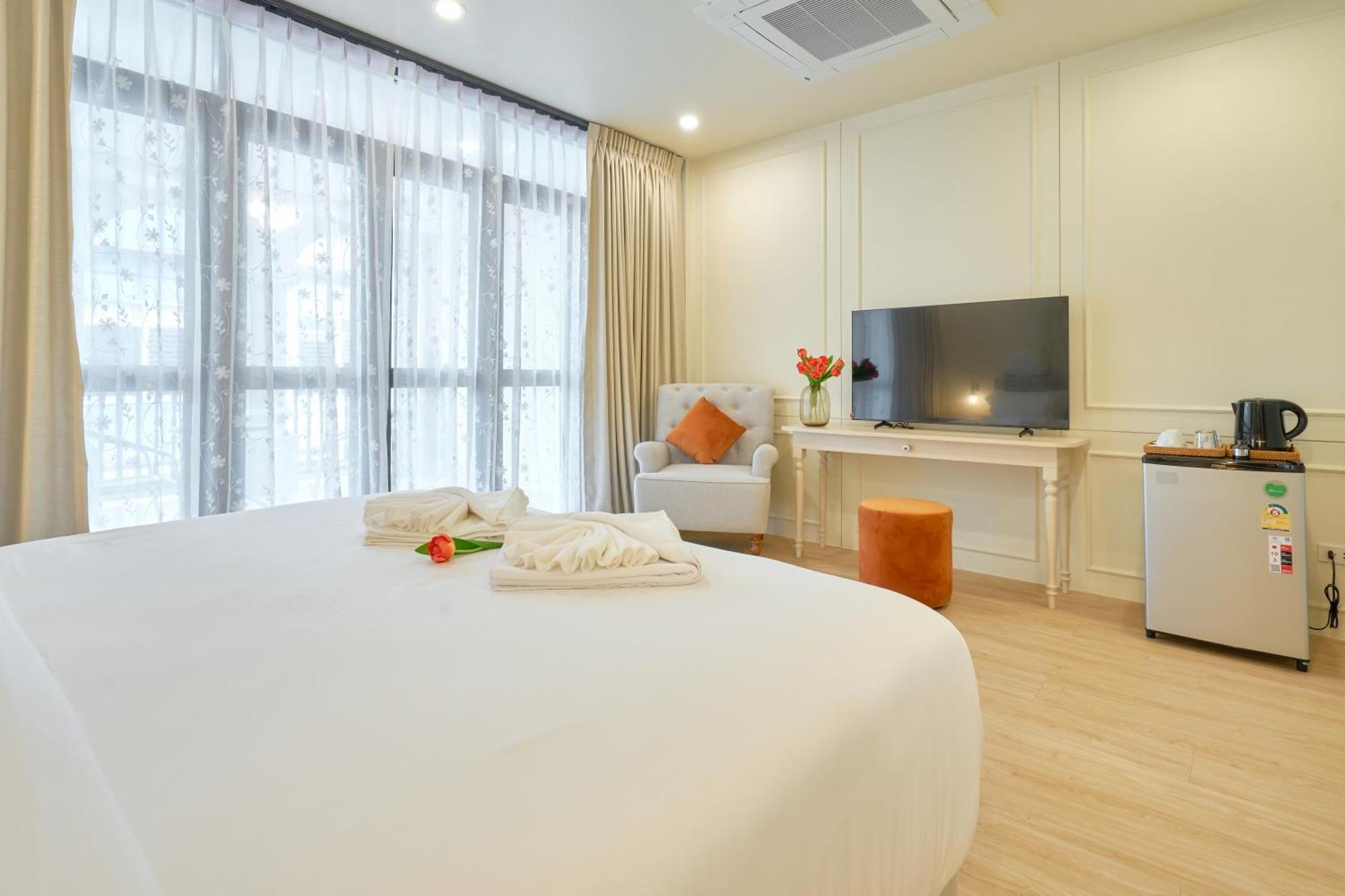 Hawa House Phuket Hotel ภายนอก รูปภาพ