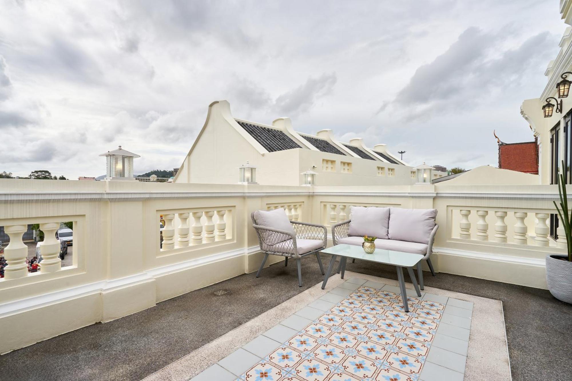 Hawa House Phuket Hotel ภายนอก รูปภาพ