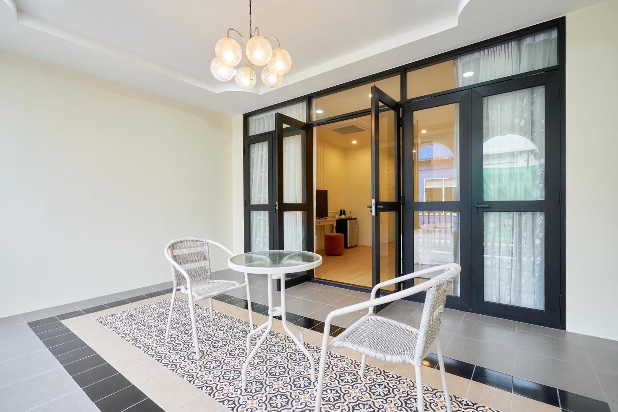 Hawa House Phuket Hotel ภายนอก รูปภาพ