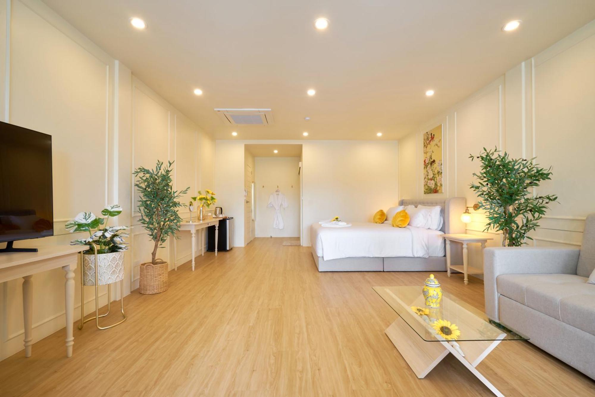 Hawa House Phuket Hotel ภายนอก รูปภาพ