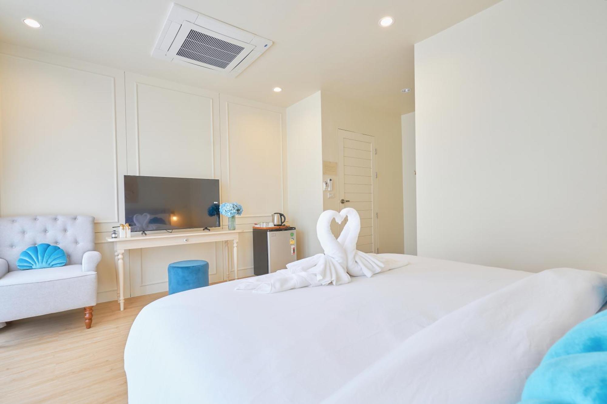 Hawa House Phuket Hotel ภายนอก รูปภาพ