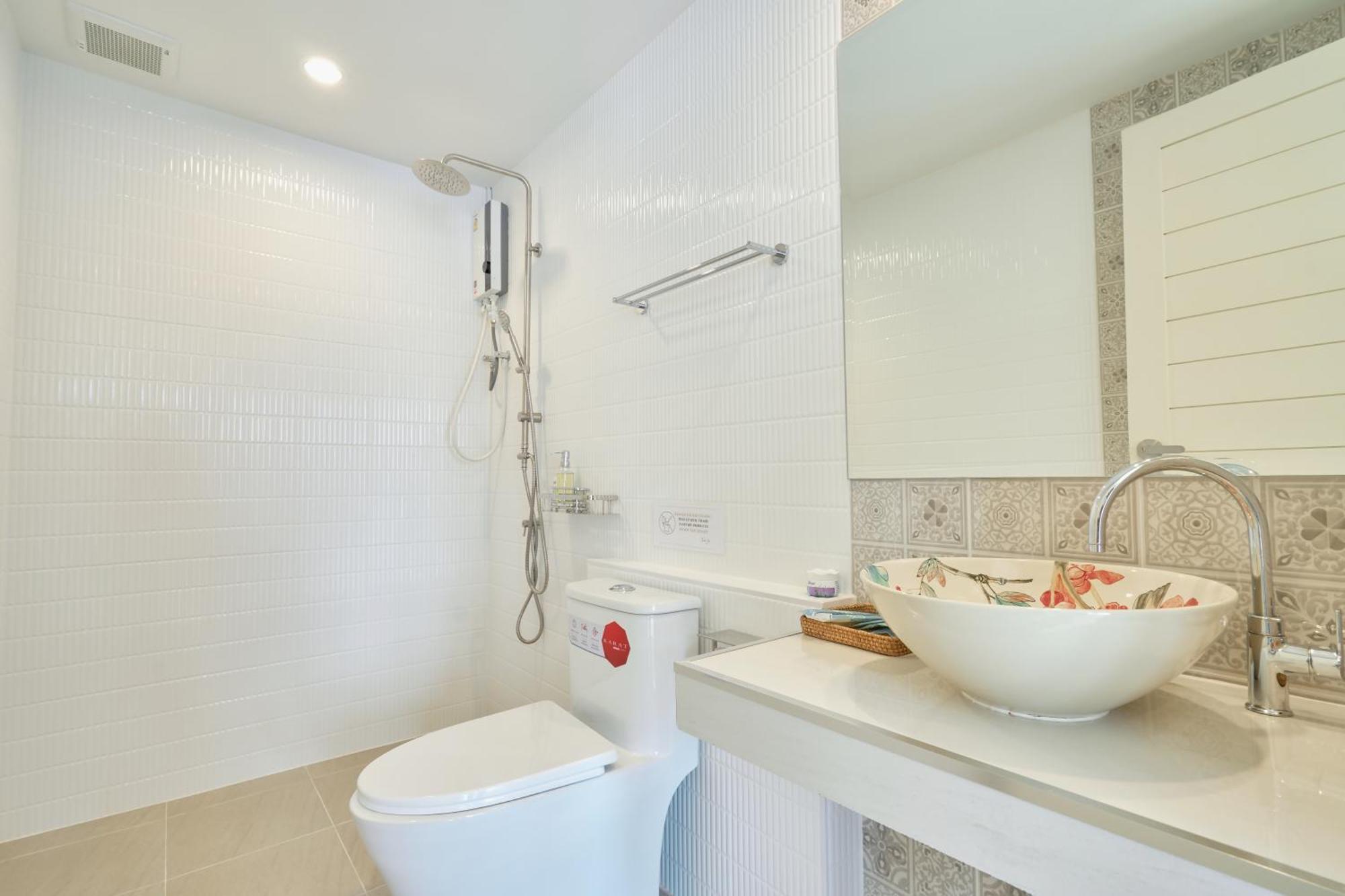 Hawa House Phuket Hotel ภายนอก รูปภาพ