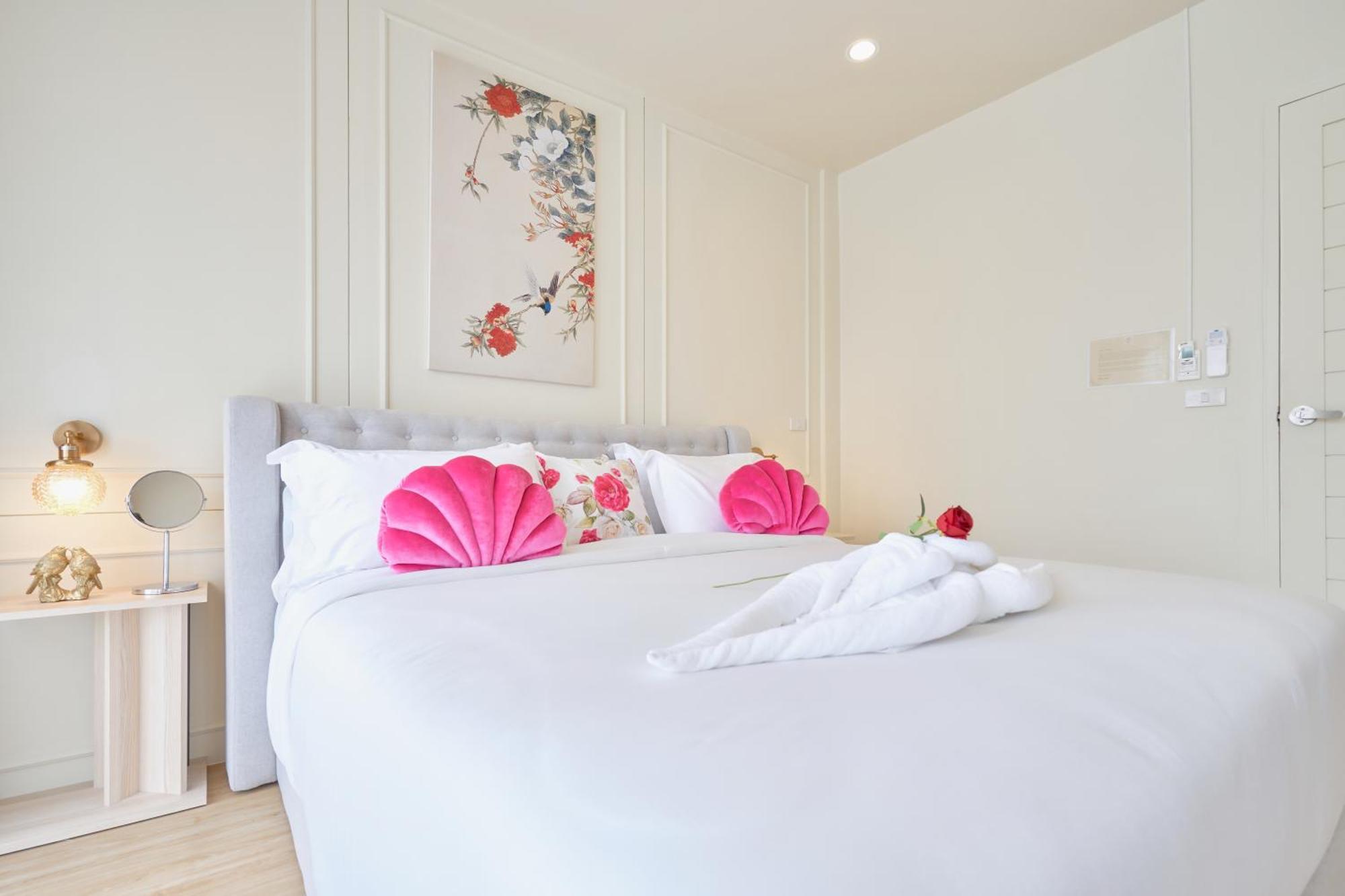 Hawa House Phuket Hotel ภายนอก รูปภาพ