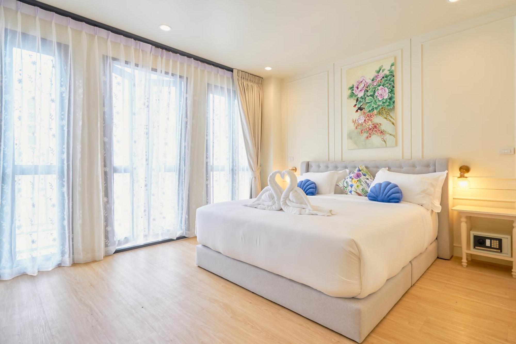 Hawa House Phuket Hotel ภายนอก รูปภาพ