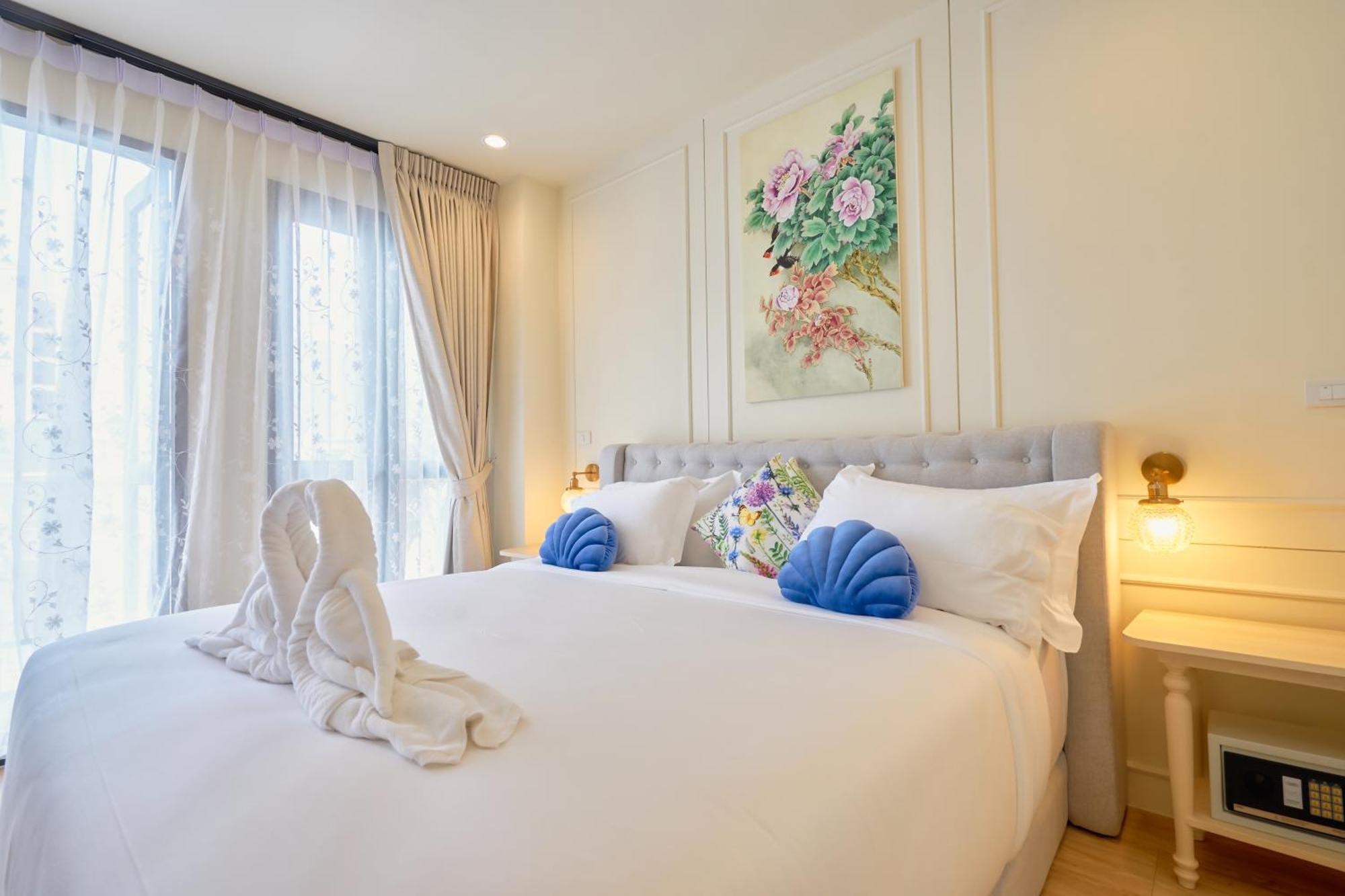 Hawa House Phuket Hotel ภายนอก รูปภาพ